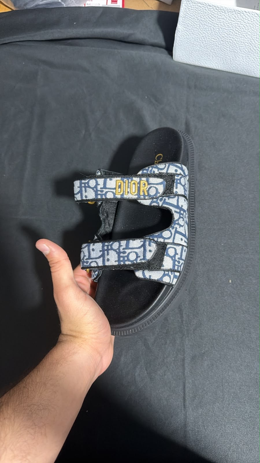 Dior slipper stock