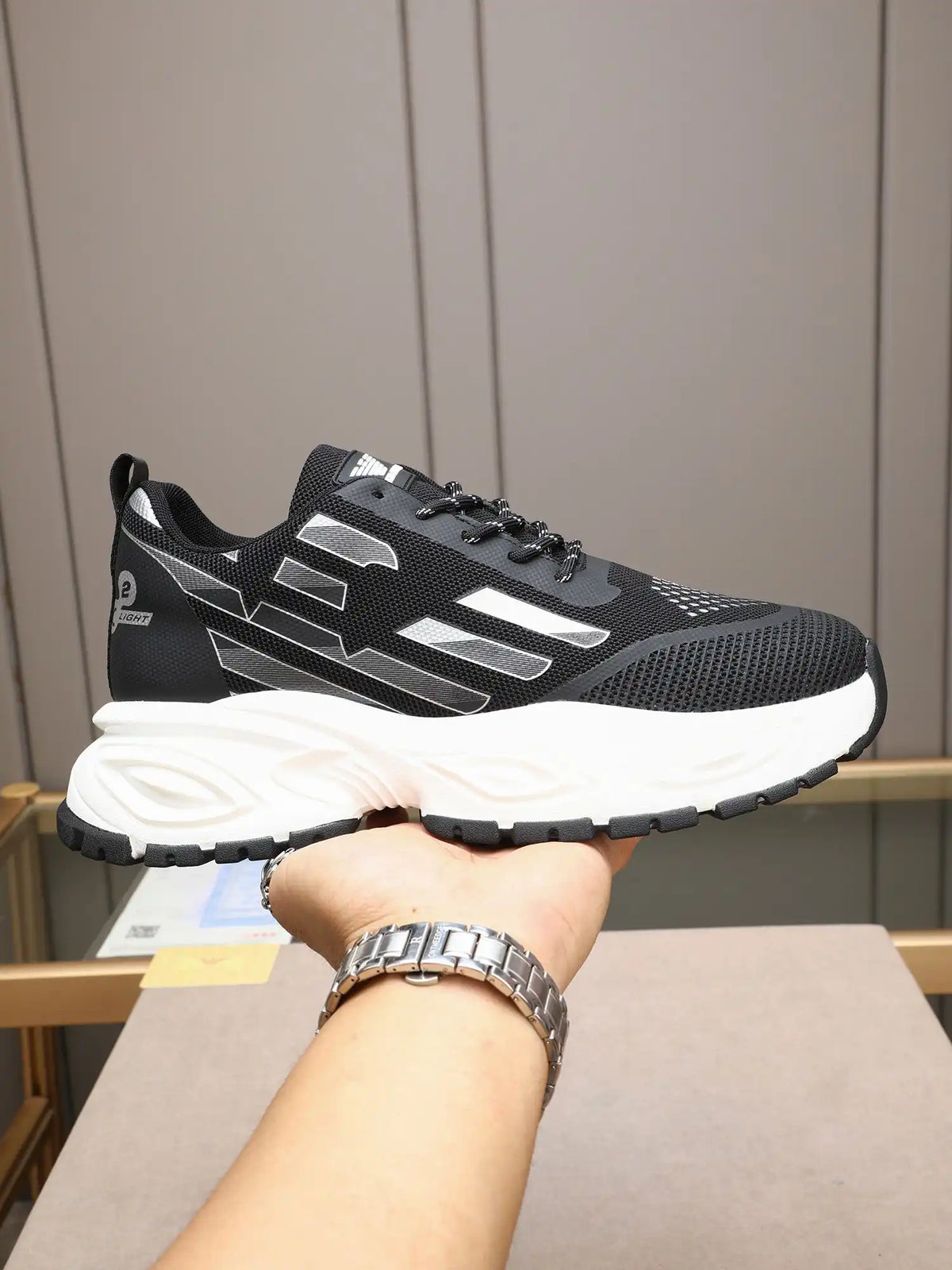 Armani* Men's Code: 09B60 Size: 38-44 (45 customized products without return)