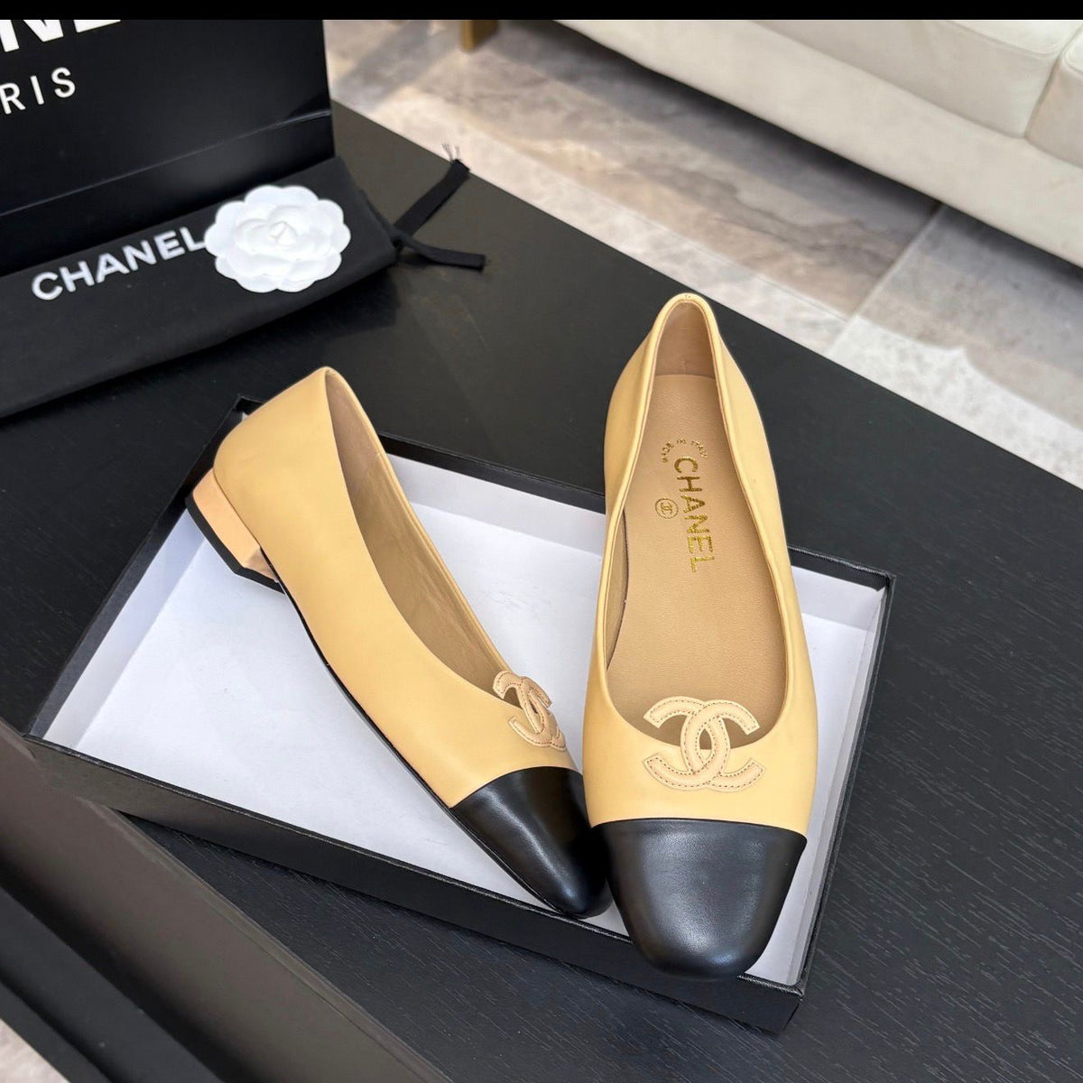 lambskin leather CC ballet flats featuring a stitched CC logo on the toe cap