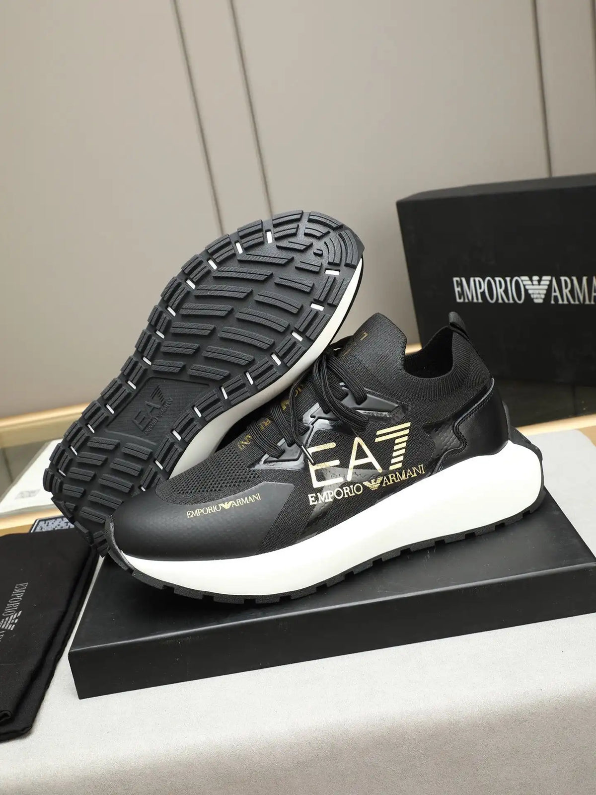 Armani Men's Edition Code: 0509B60 Size: 38-44 (45 Customized)