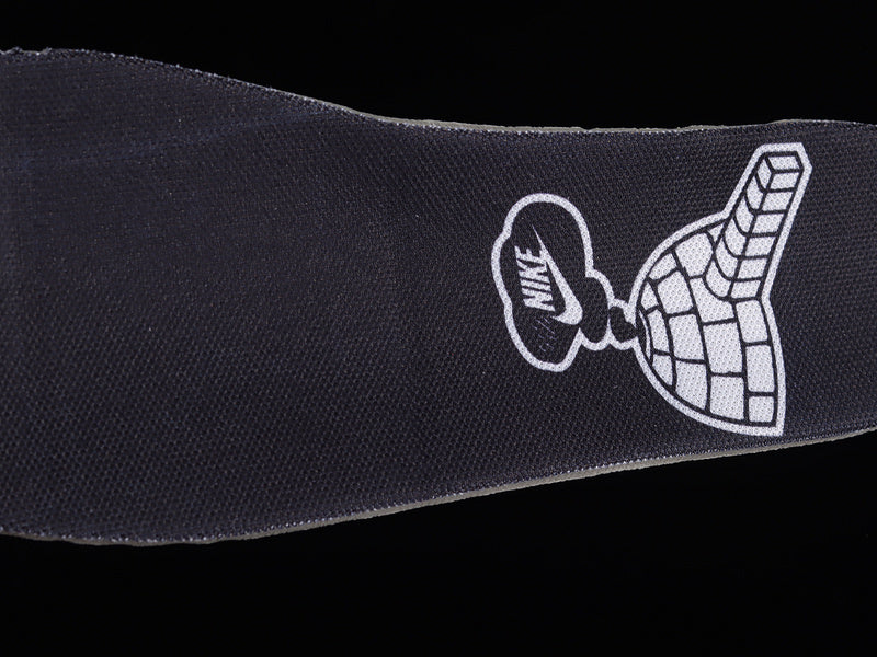 【340】[318020-013]-[SB DUNK LOW BLACK/SAIL]-[MAN:39-45]