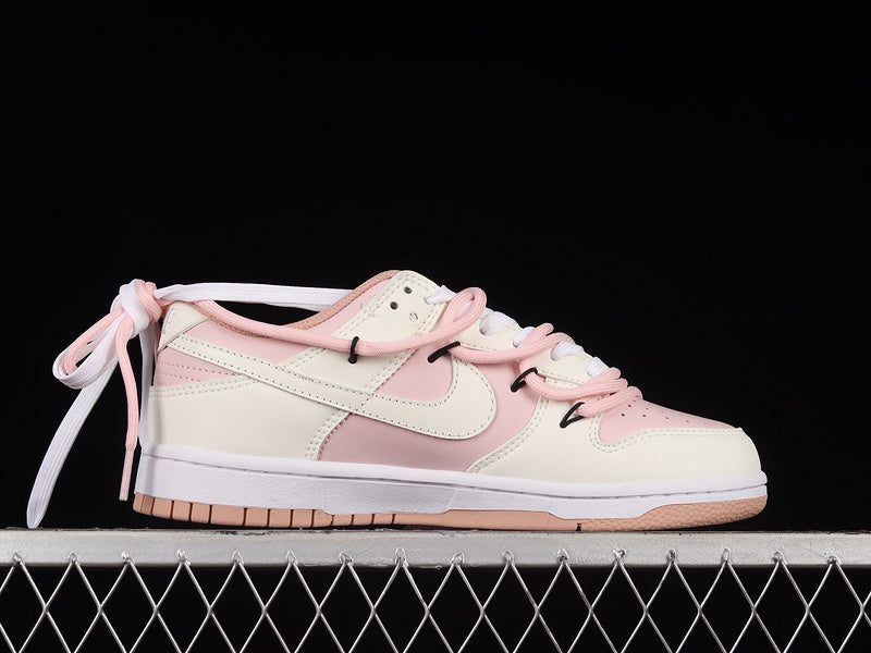 【300】[DD1503-118]-[DUNK LOW WHITE/PINK]-[WOMAN:36-41]