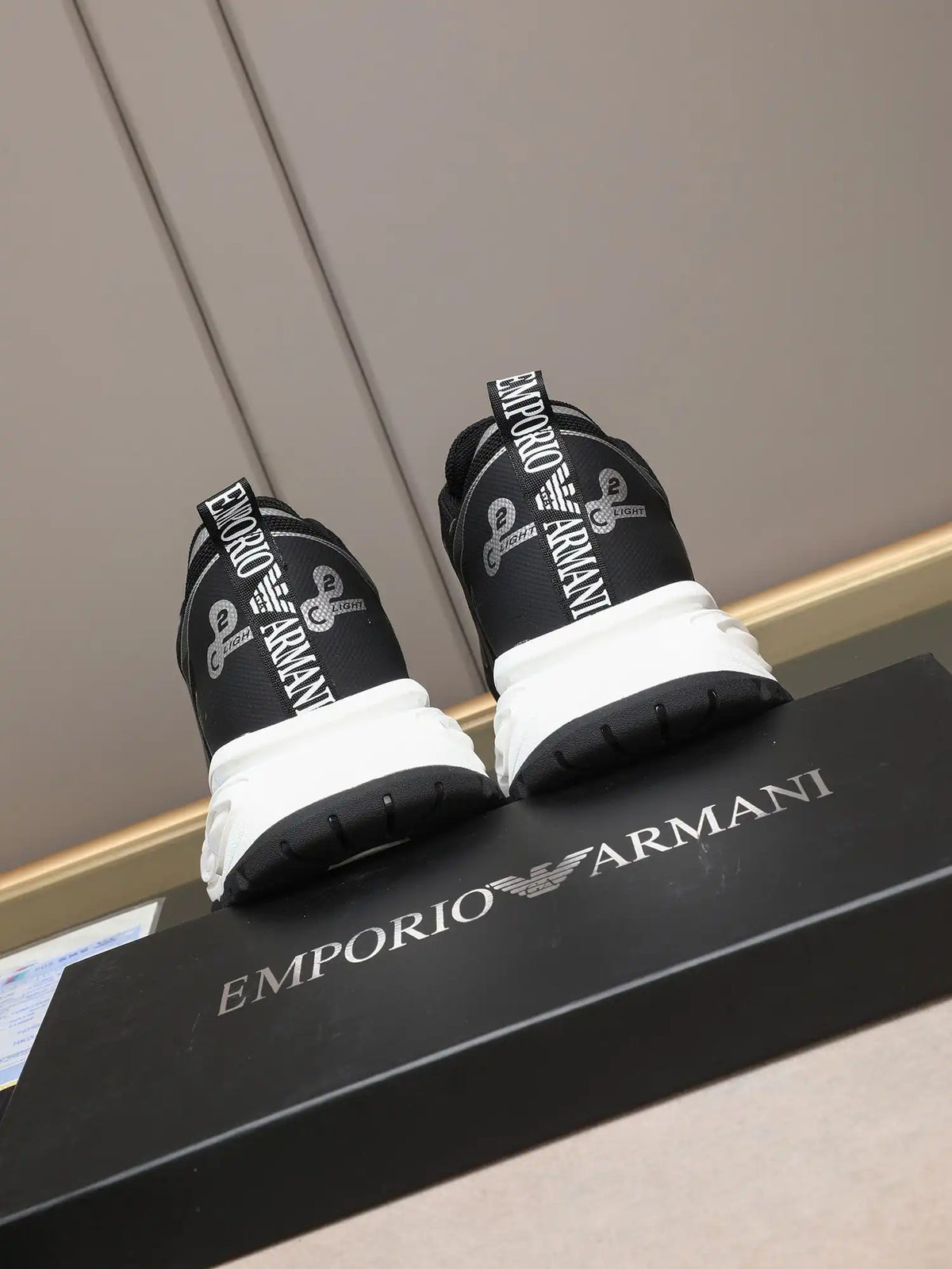 Armani* Men's Code: 09B60 Size: 38-44 (45 customized products without return)