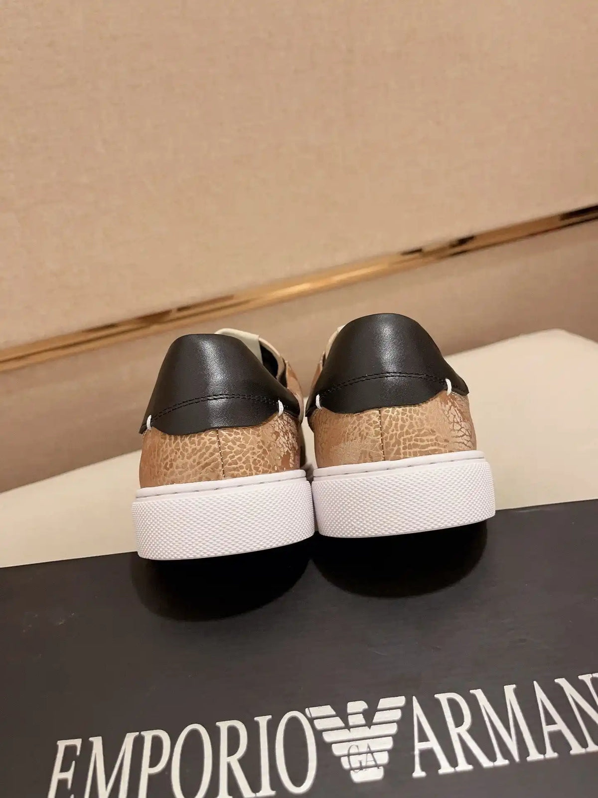 Armani Men's Edition Code: 0217B30 Size: 38-44