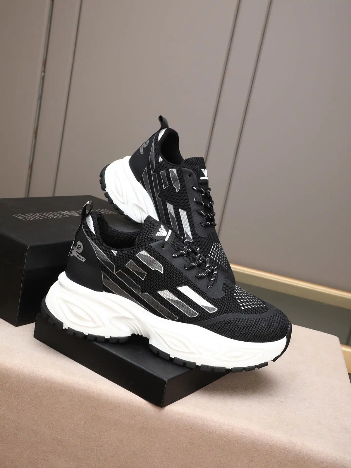 Armani* Men's Code: 09B60 Size: 38-44 (45 customized products without return)