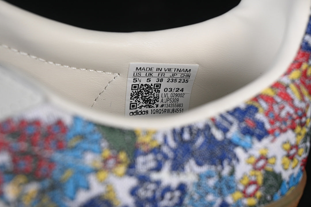 【220】[JP5309]-[GAZELLE INDOOR OFF-WHITE/MULTI]-[WOMAN:35-39]-[MAN:40-45]