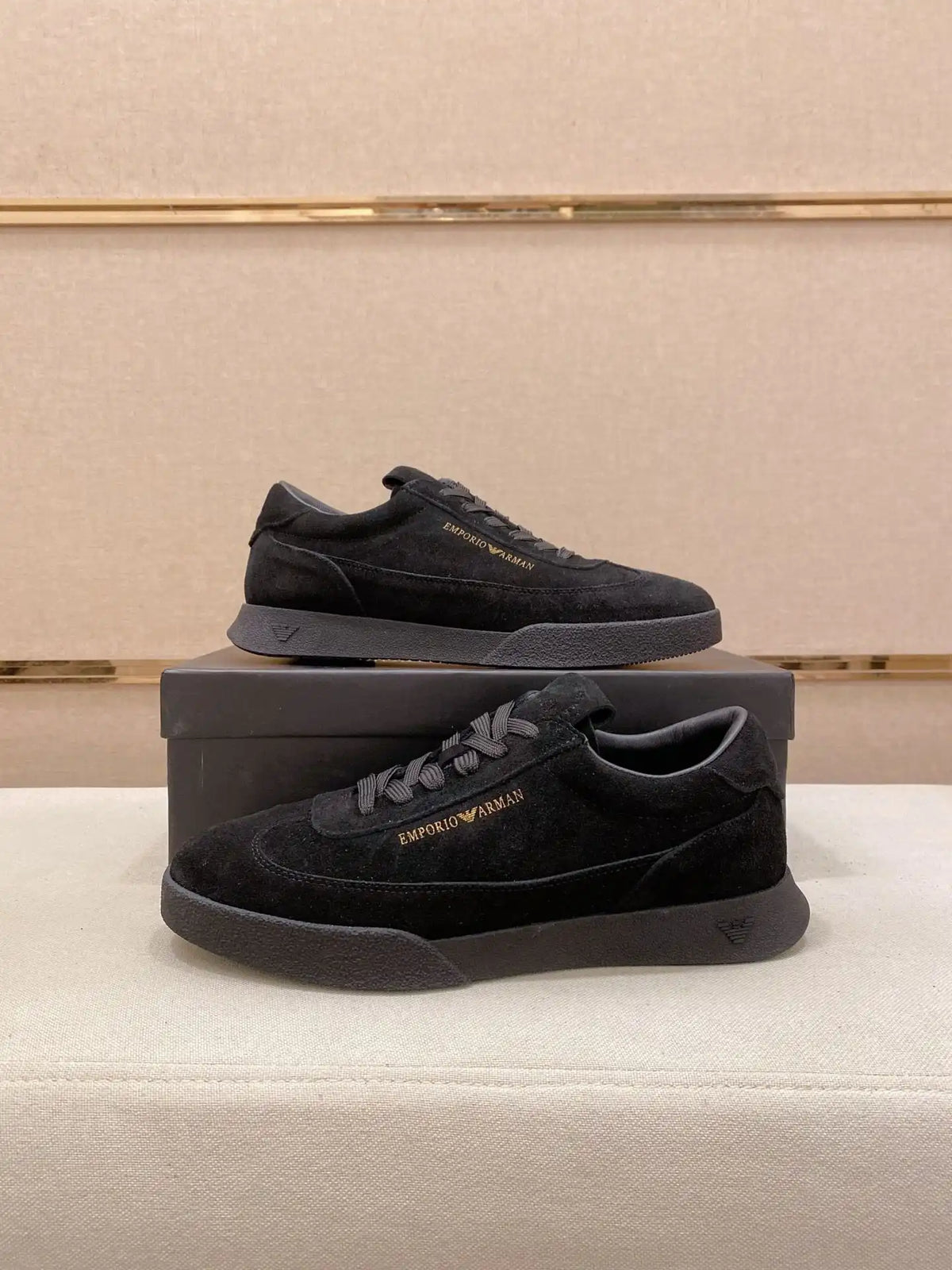 Armani* Men's Model Code: 0828B Size: 38-44 (45 customized)