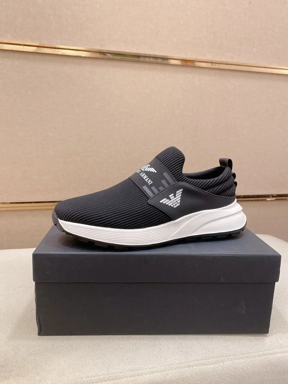 Armani* Men's Model Code: 0911B50 Size: 38-44 (45 Custom made)
