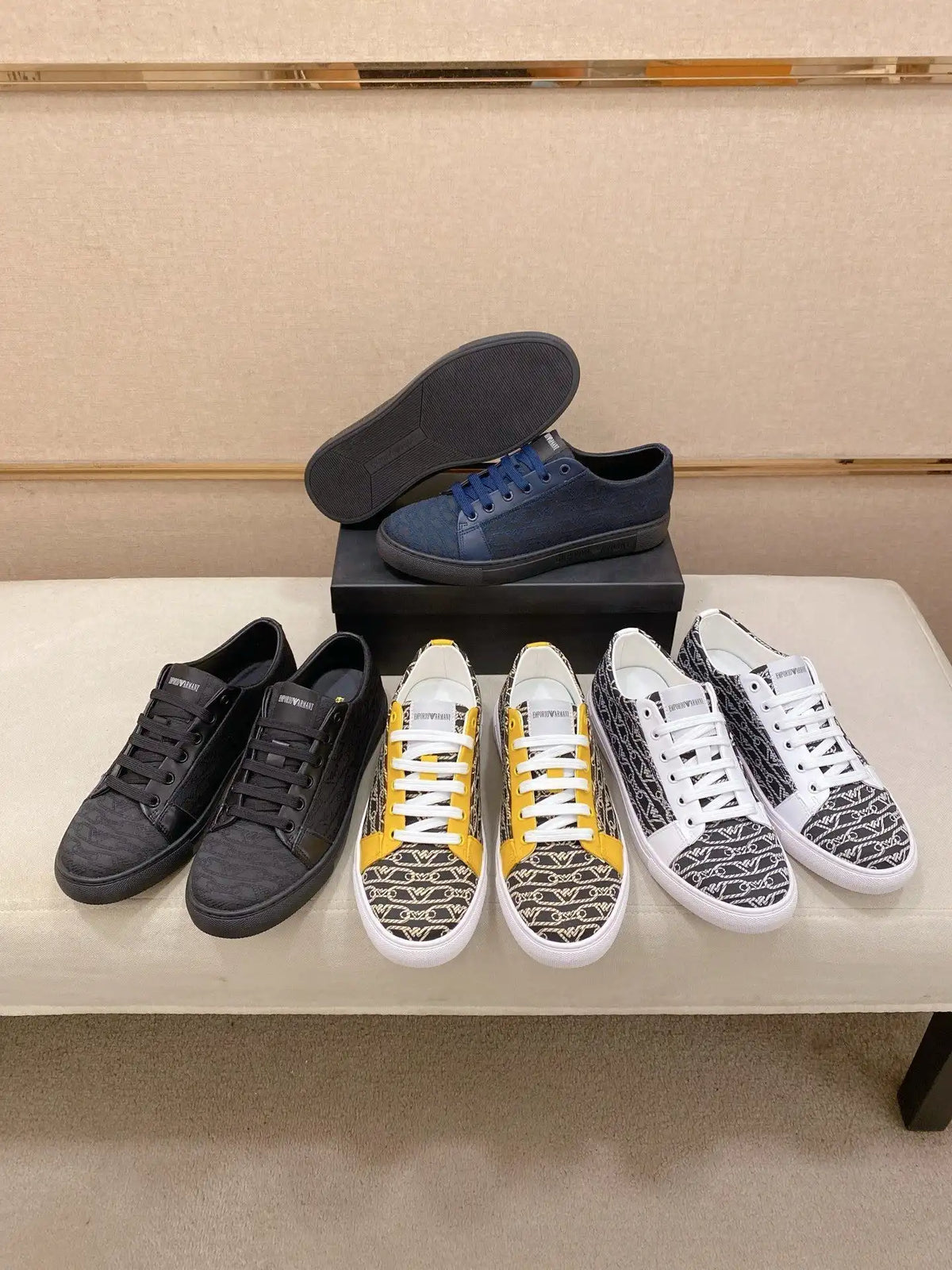 Armani* Men's Code: 0824B30 Size: 38-44 (45 customized)
