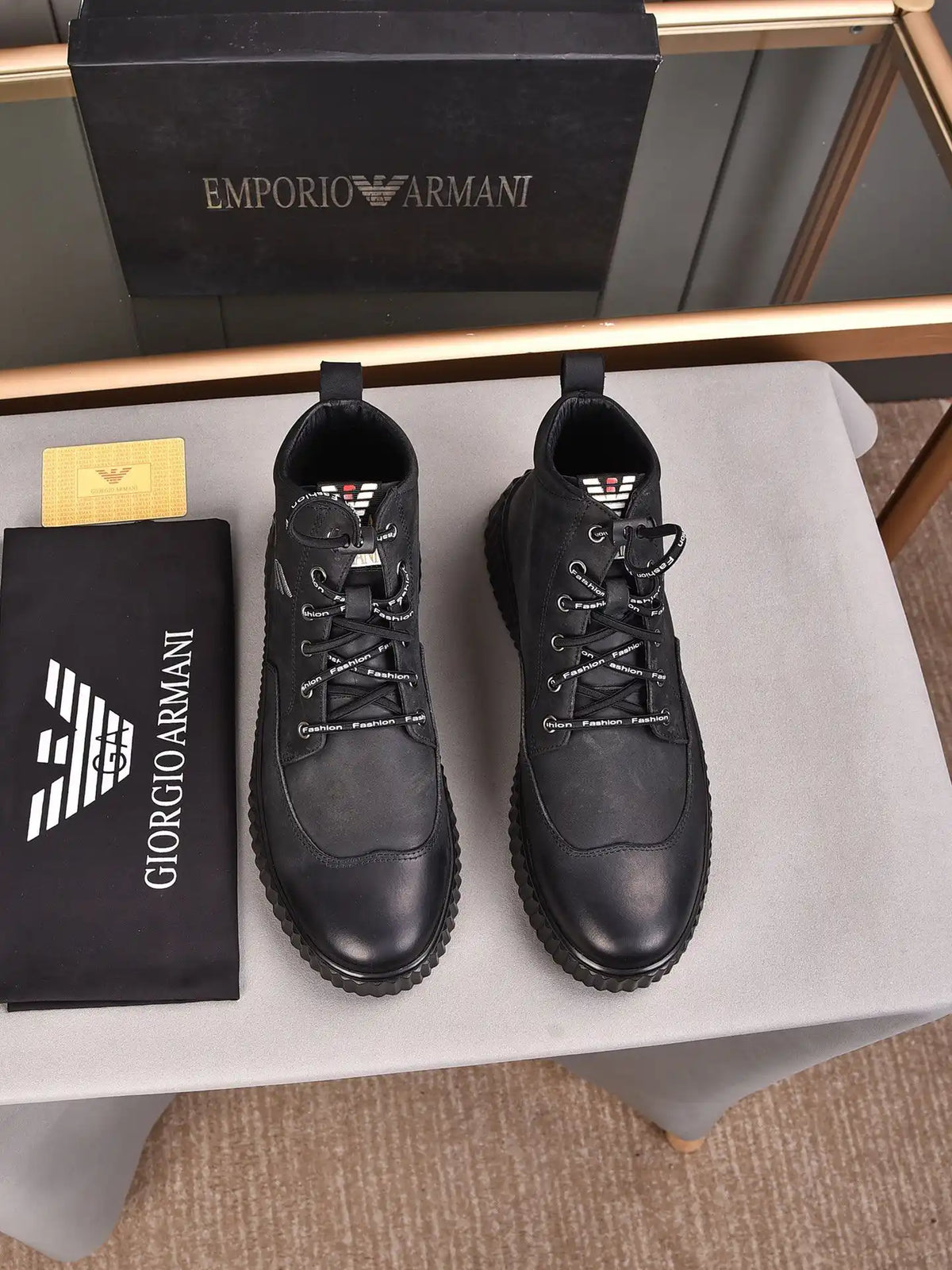 Armani has leather and fur men's shoes with code 27B7 Size38444 custom-made