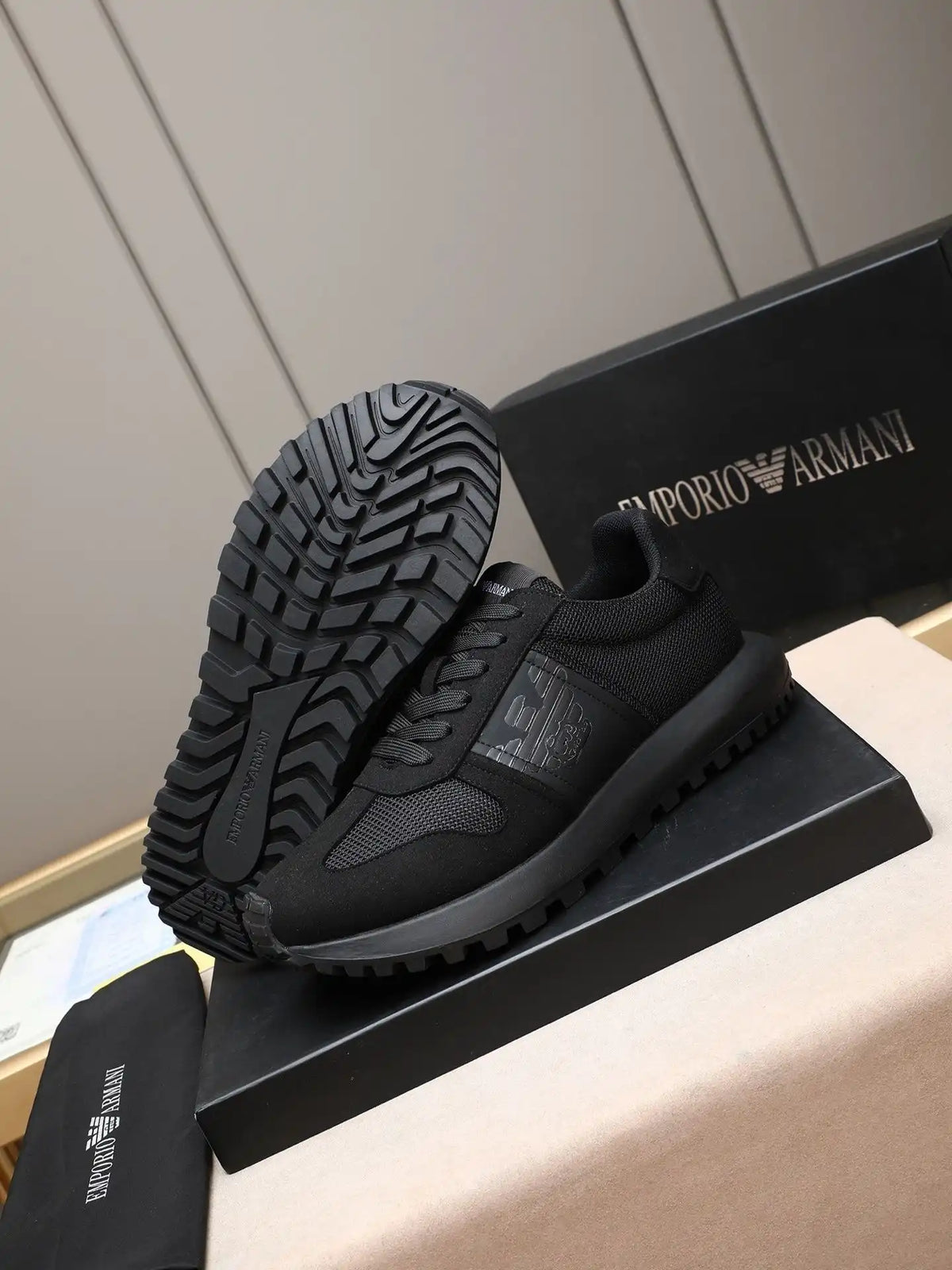 Armani* Men's Code: 0721B40 Size: 38-44 (45 Custom made without return)