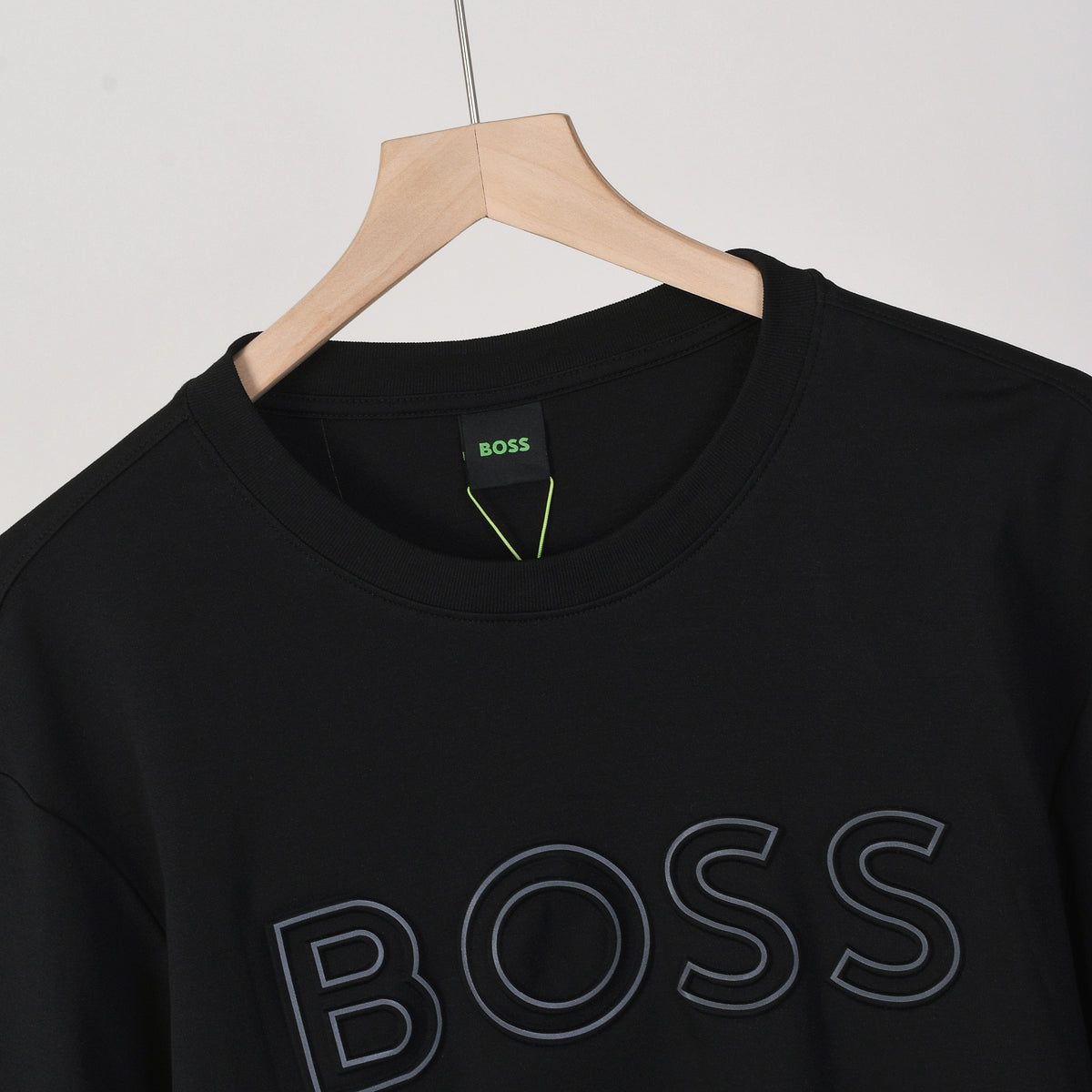 511#BOSS圆领长袖T恤