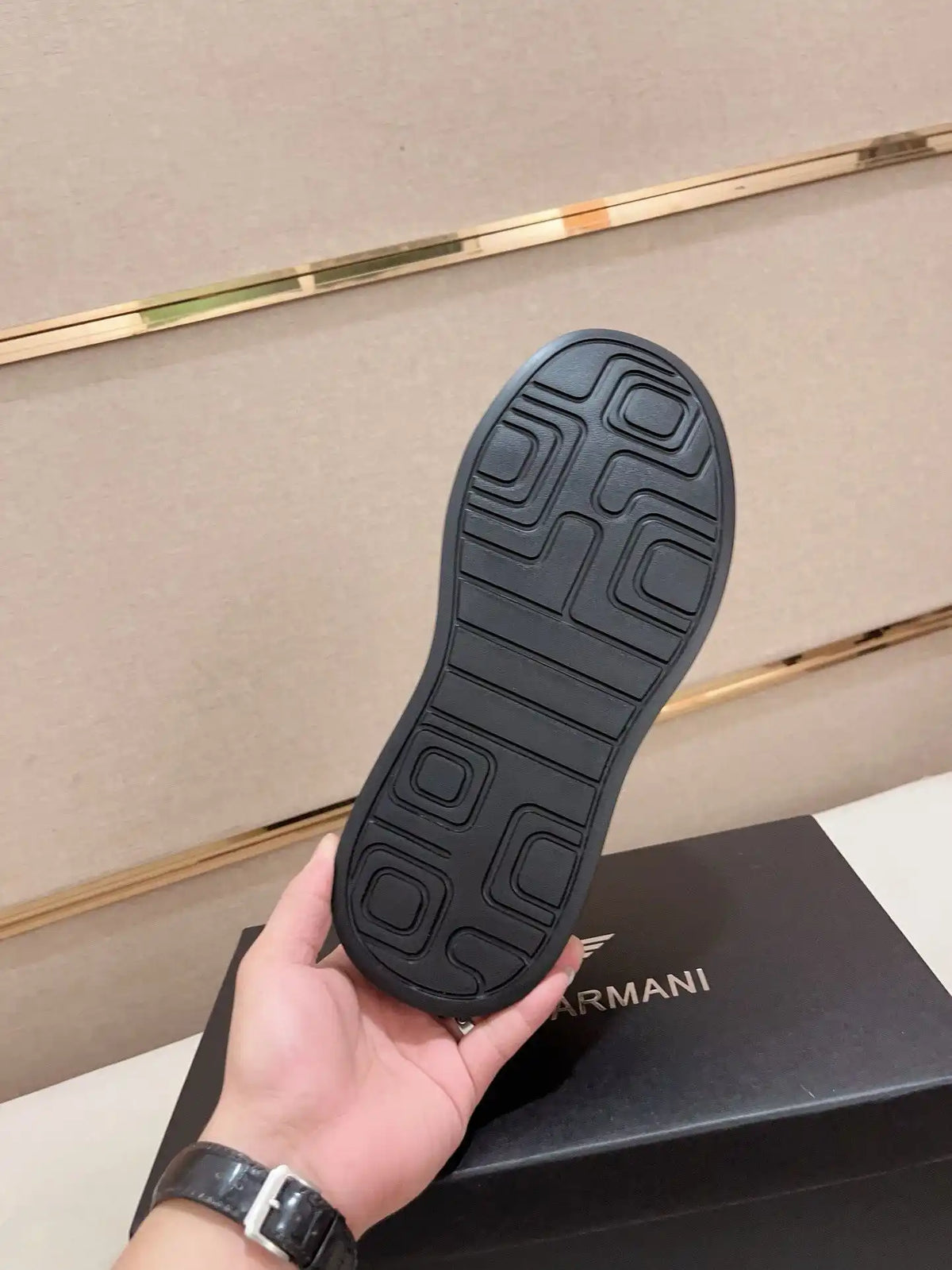 Armani Men's Edition Code: 0217B Size: 38-44