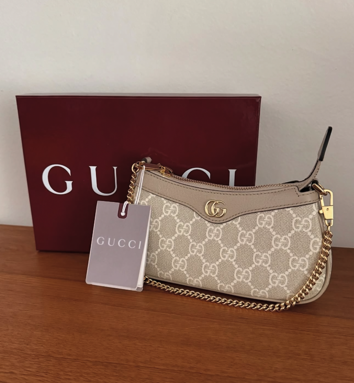 Gucci bag stock