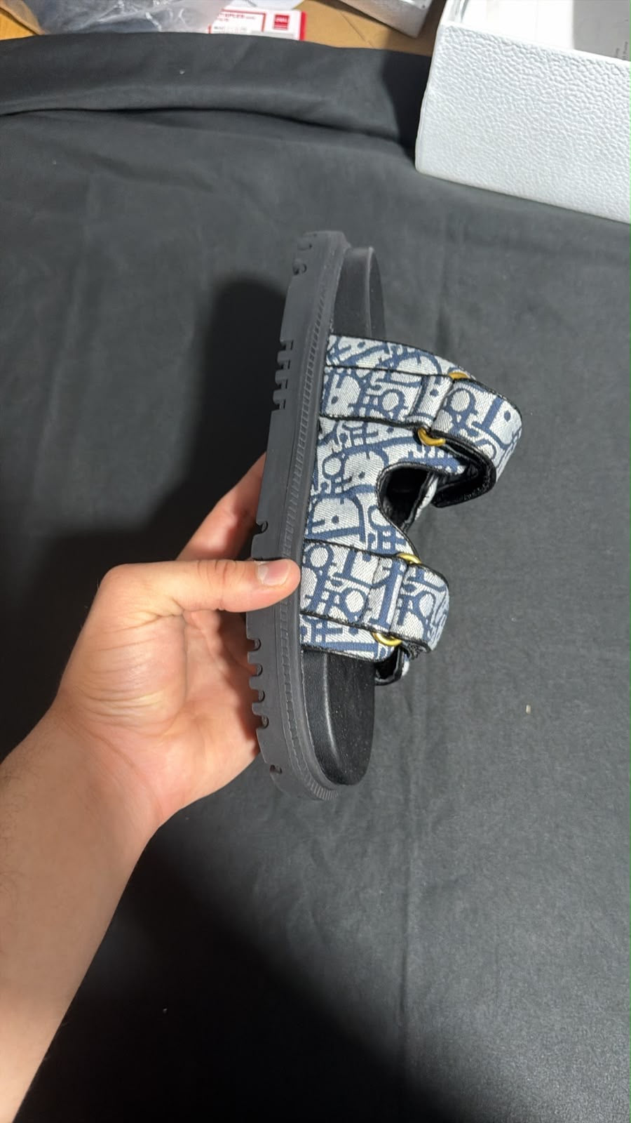 Dior slipper stock