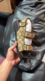 gucci sandal Stock