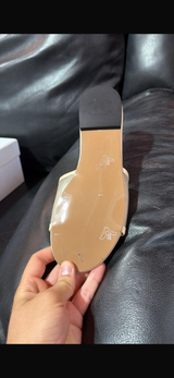 Channel slipper stock