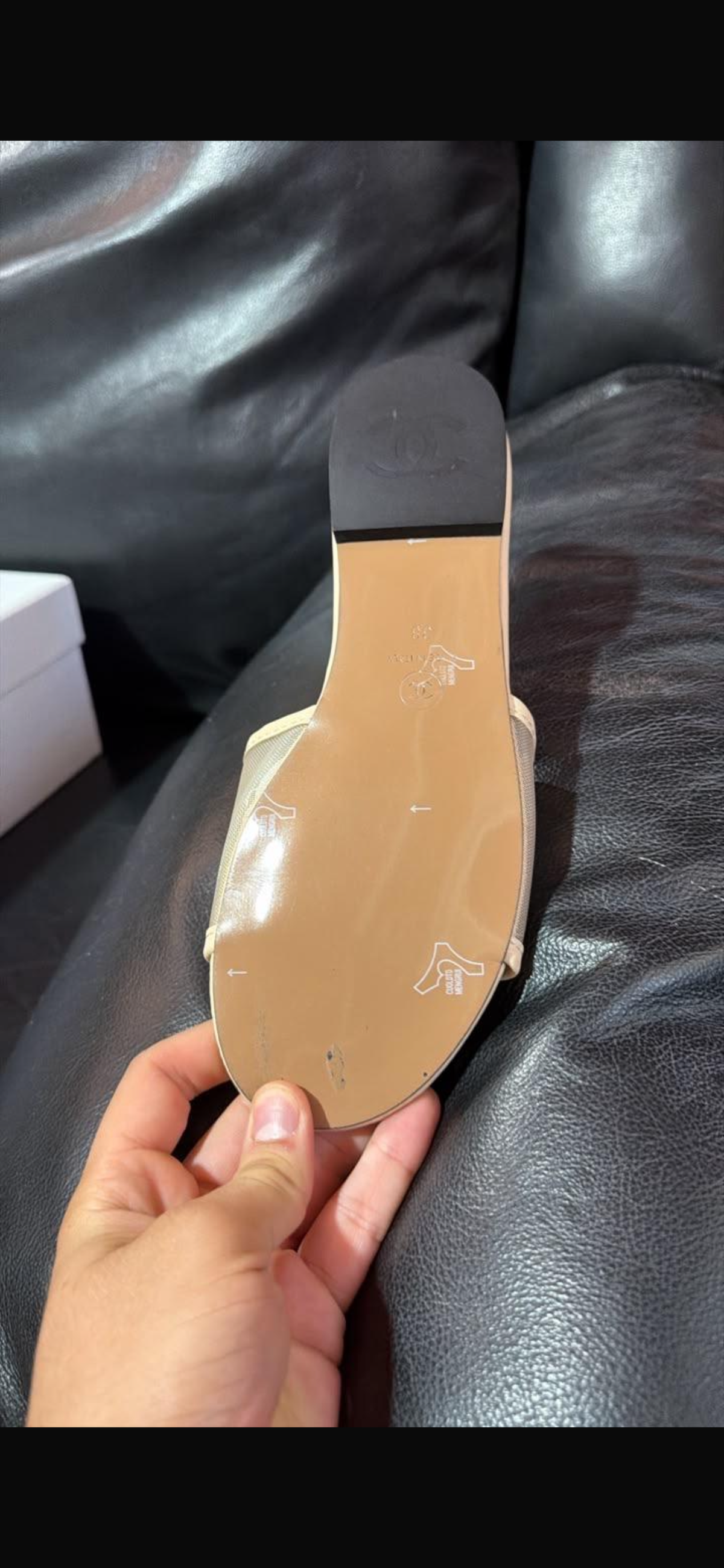 Channel slipper stock