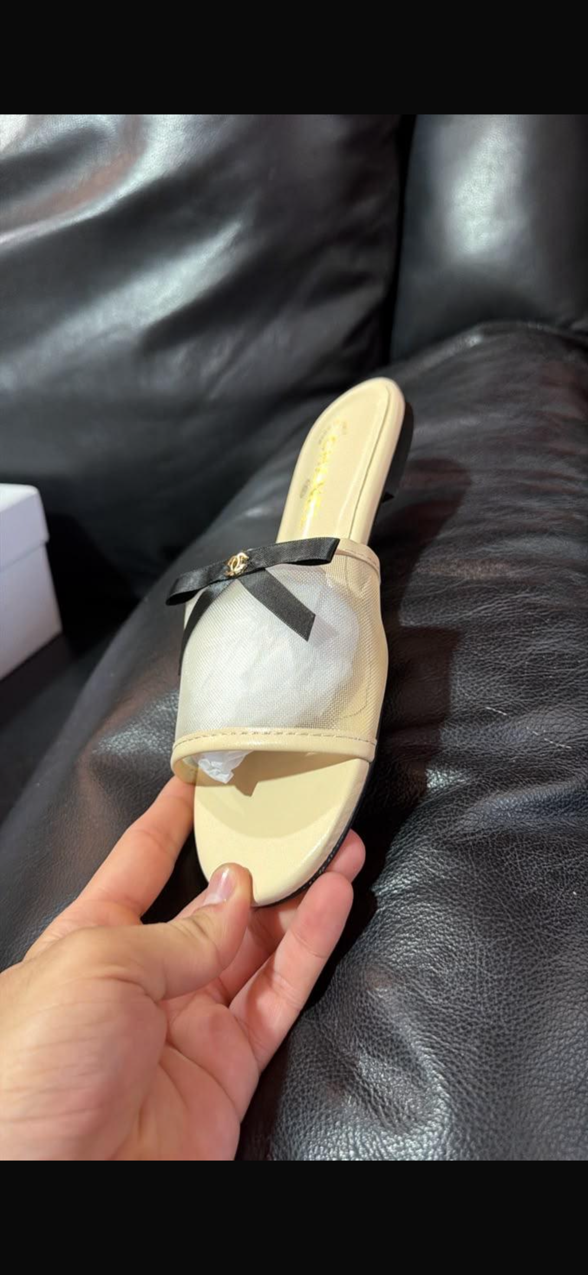Channel slipper stock