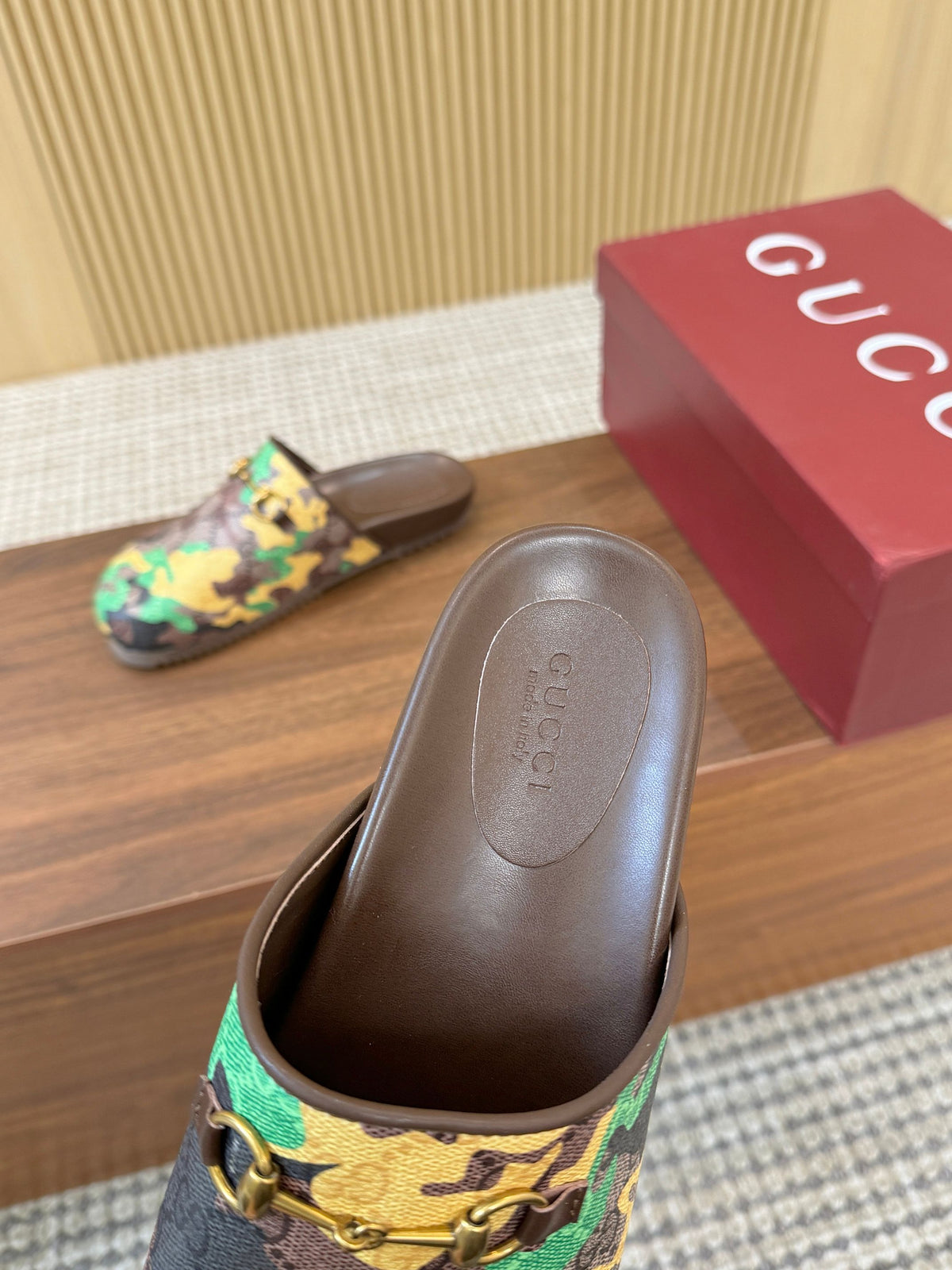 [Women's & Men's] Gucci Limited Edition Bag and Slippers