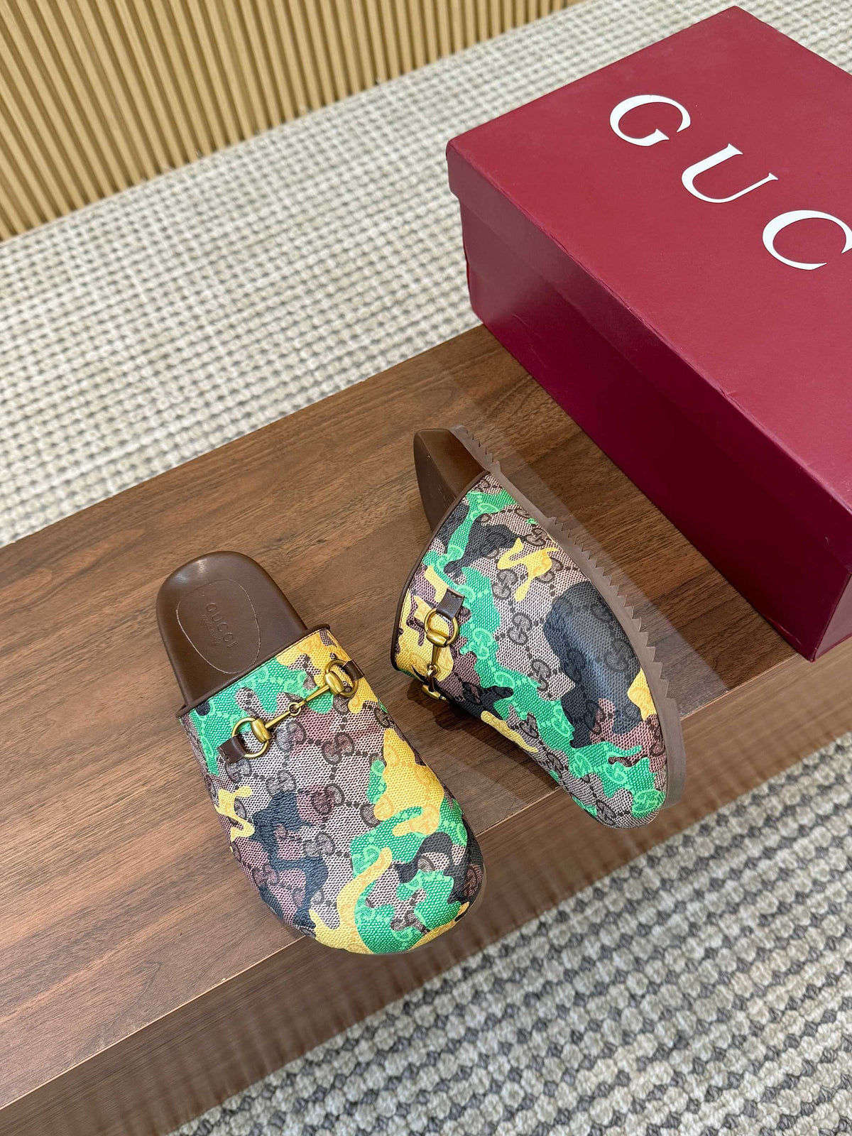 [Women's & Men's] Gucci Limited Edition Bag and Slippers