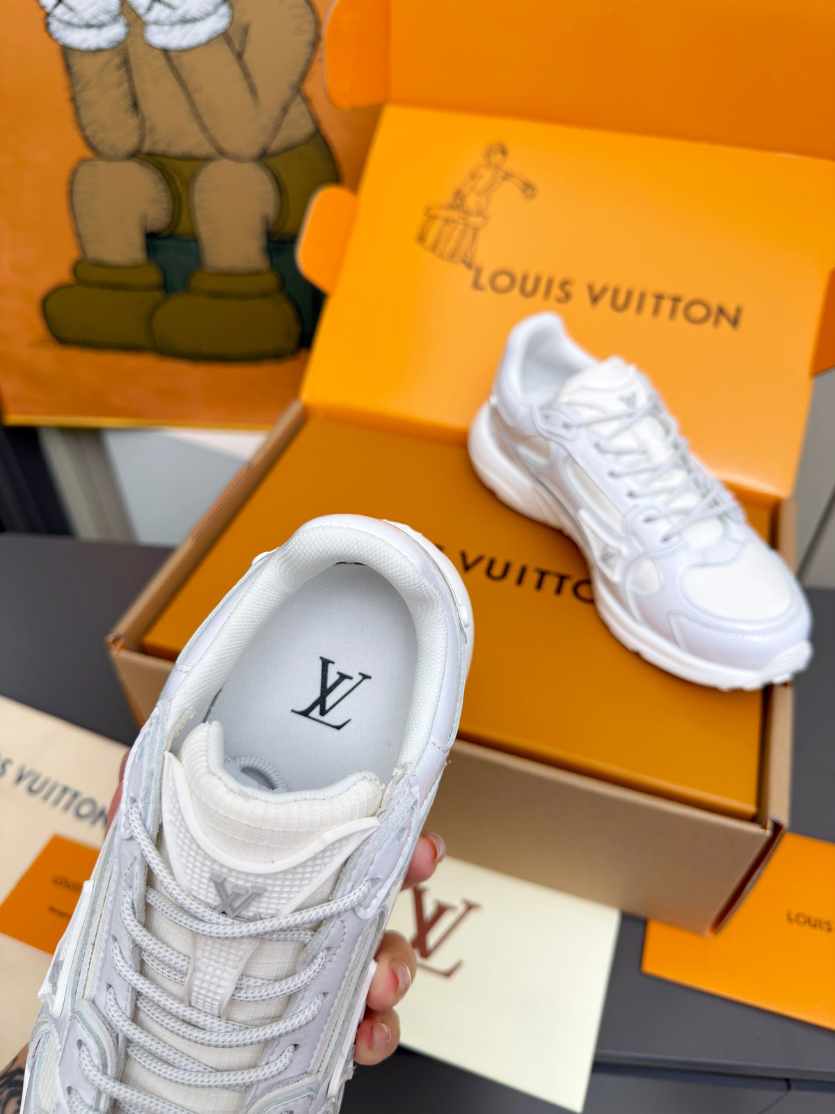 New LV couple sneakers in the latest colors