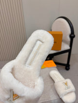 p325 LV Wool Women's Furry Slippers