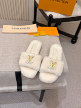 p325 LV Wool Women's Furry Slippers