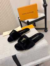 p325 LV Wool Women's Furry Slippers