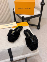 p325 LV Wool Women's Furry Slippers