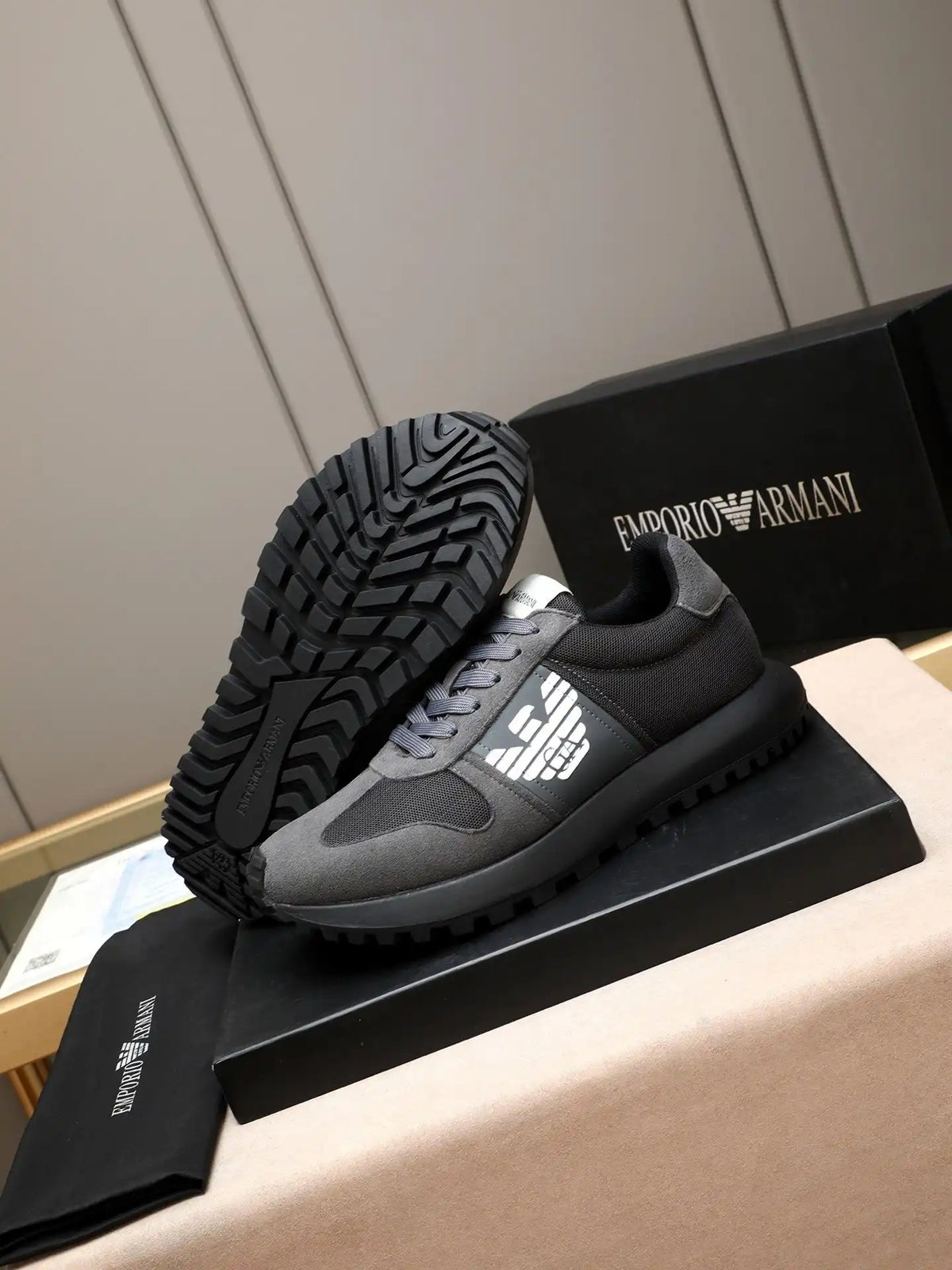 Armani* Men's Code: 0721B40 Size: 38-44 (45 Custom made without return)