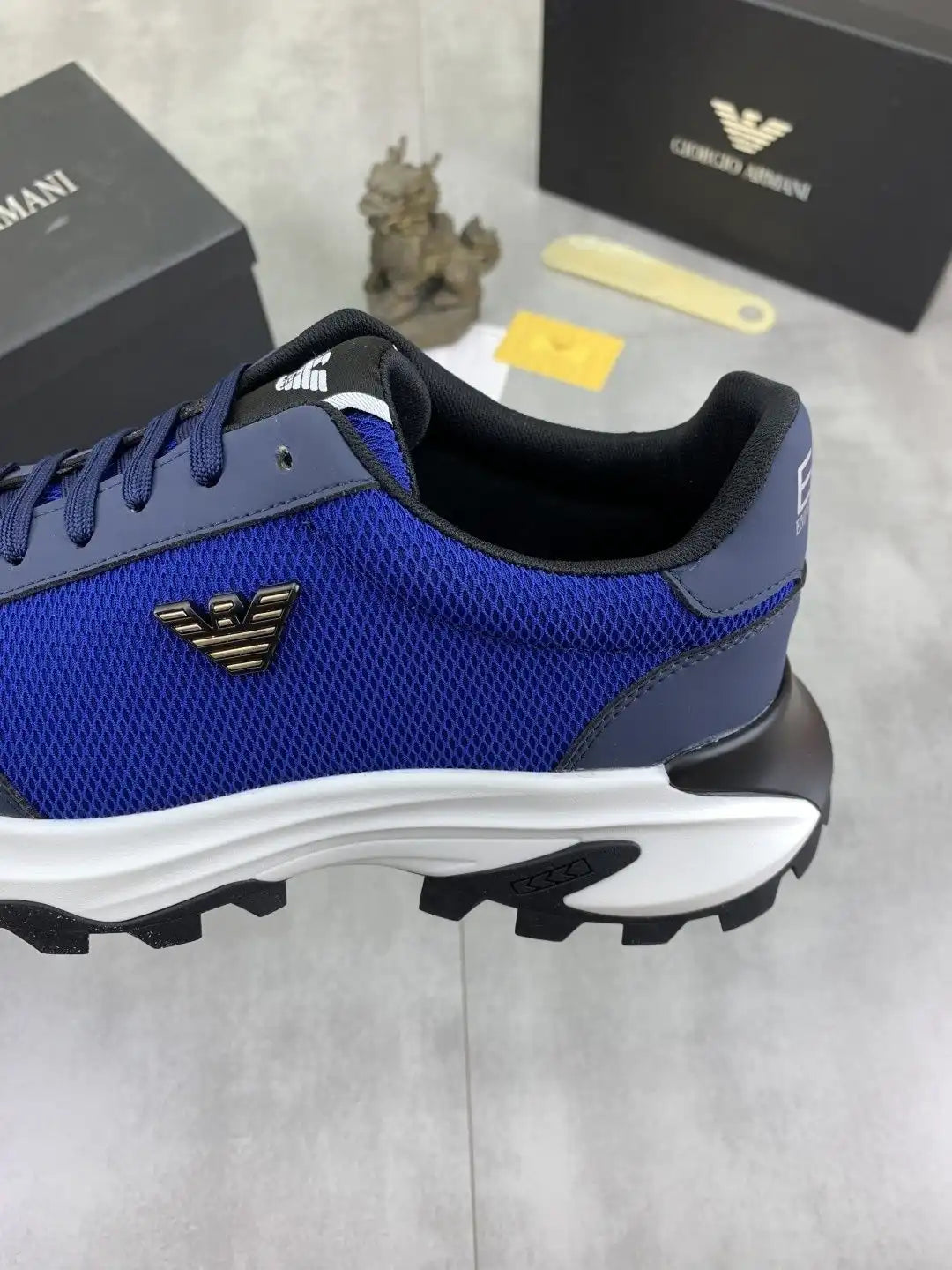 Armani* Men's Model Code: 0830B60 Size: 38-44 (45 customized)