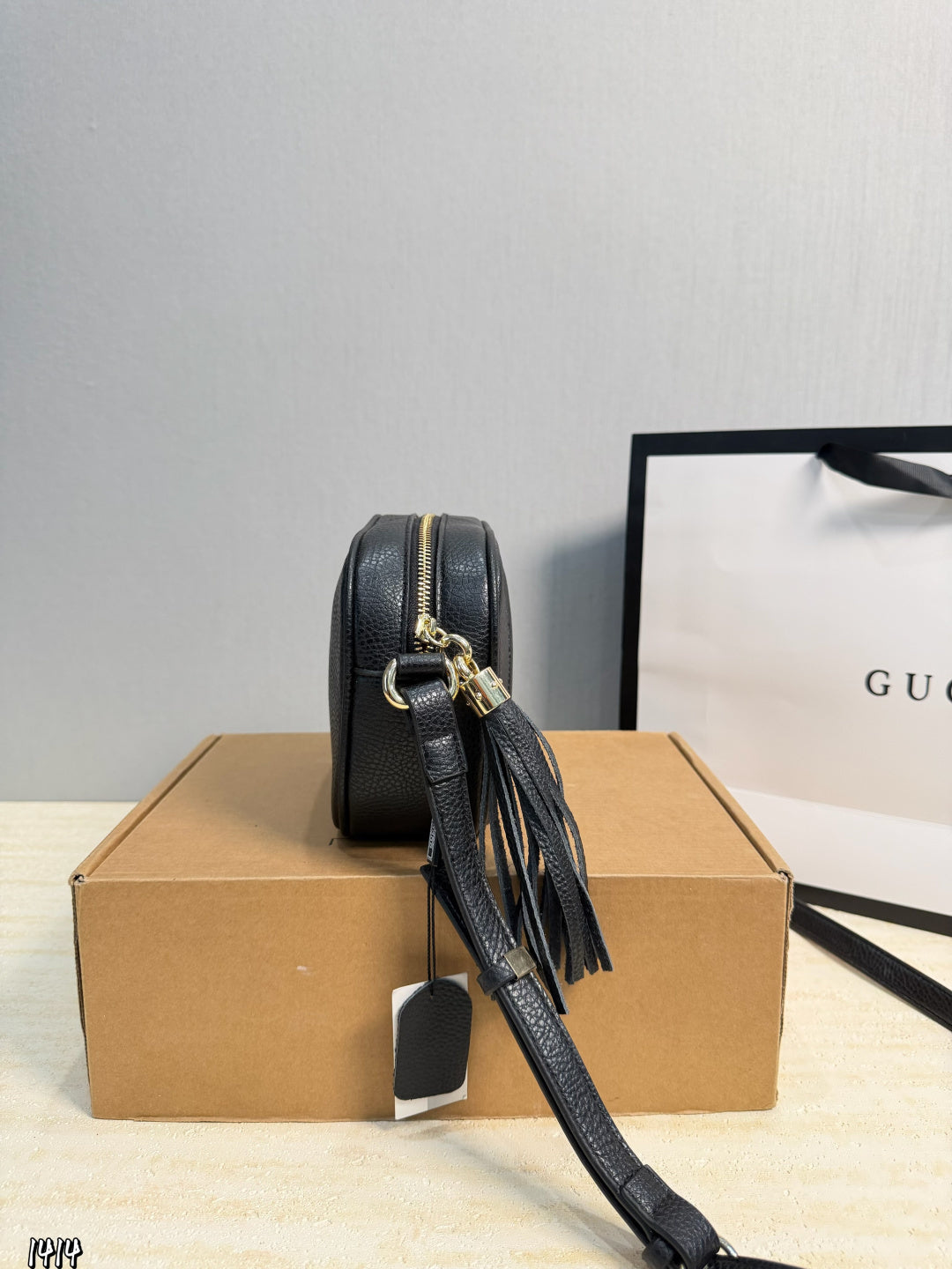 ❤️(Gift Box Packaging)❤️ Gucci Double G Tassel Camera Bag ⚠️Size 20.15