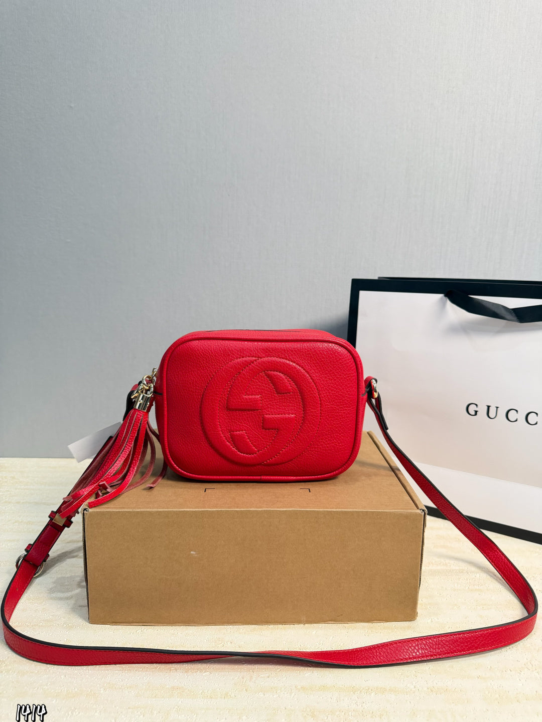 ❤️(Gift Box Packaging)❤️ Gucci Double G Tassel Camera Bag ⚠️Size 20.15
