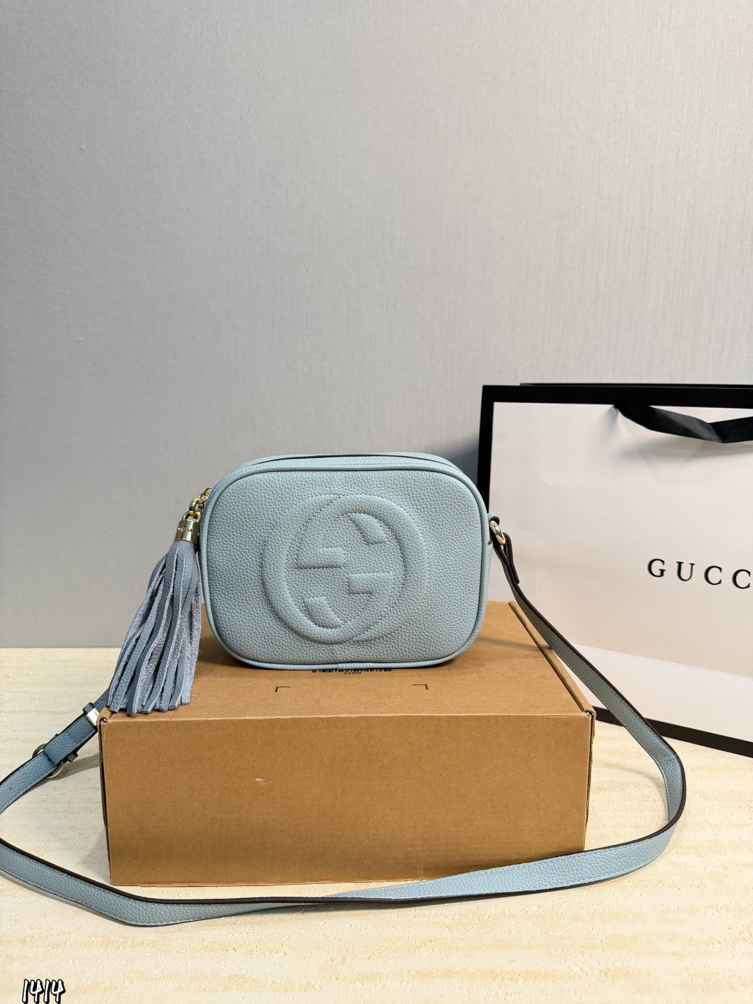 ❤️(Gift Box Packaging)❤️ Gucci Double G Tassel Camera Bag ⚠️Size 20.15