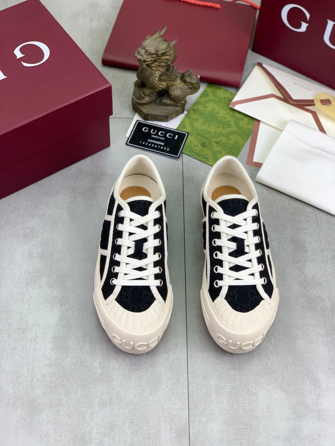 Factory direct price for women's Gucci platform canvas shoes
