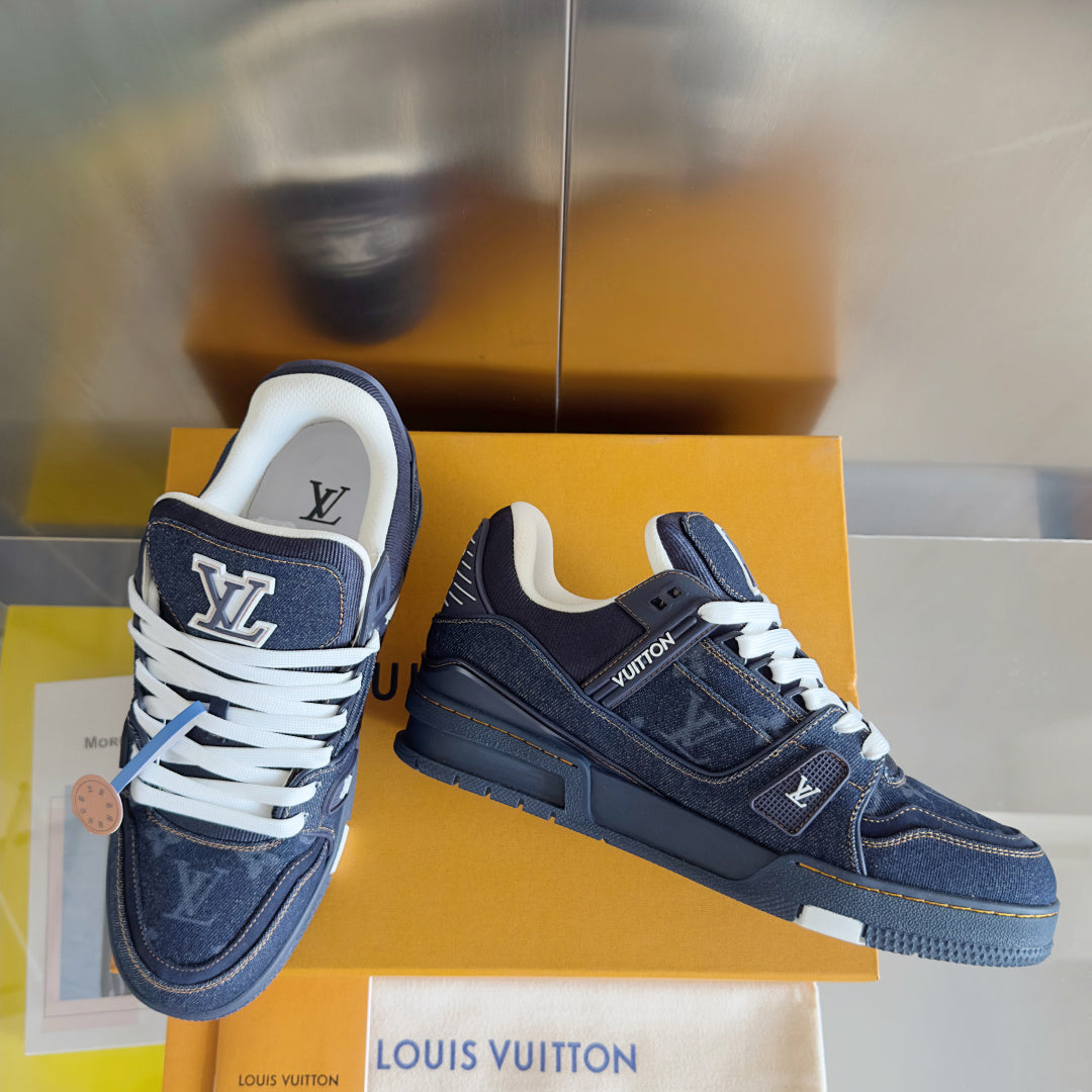 Louis Vuitton Trainer series casual sneakers/skate shoes for couples