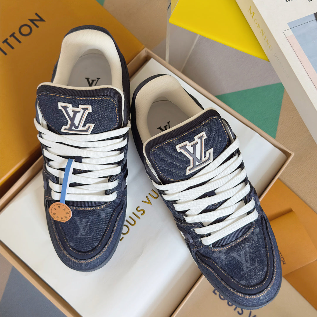 Louis Vuitton Trainer series casual sneakers/skate shoes for couples