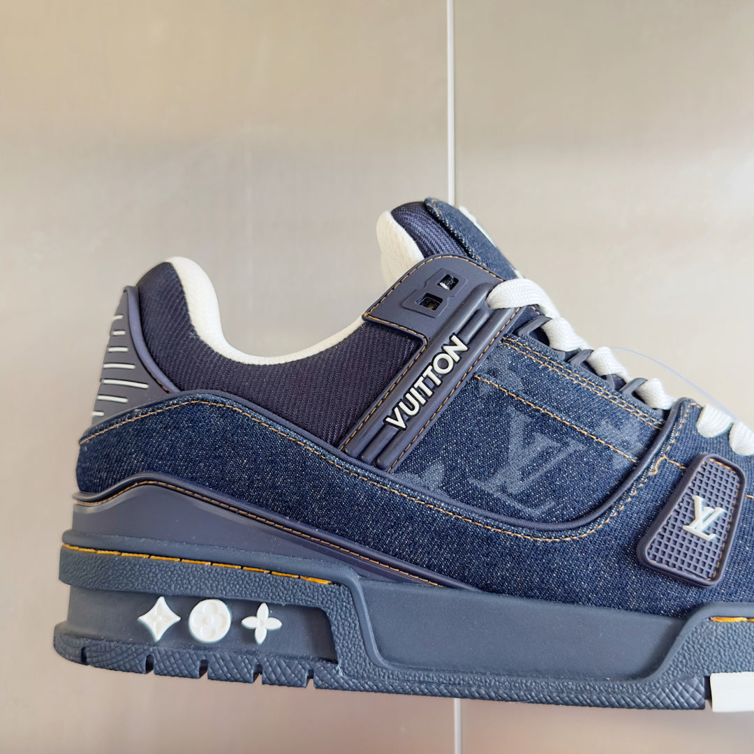 Louis Vuitton Trainer series casual sneakers/skate shoes for couples