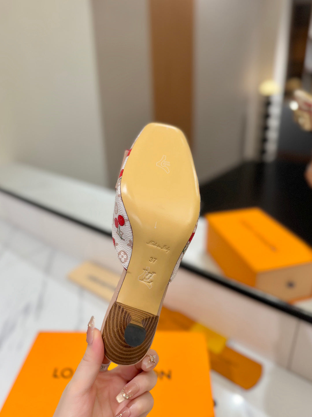Latest LV runway sandals