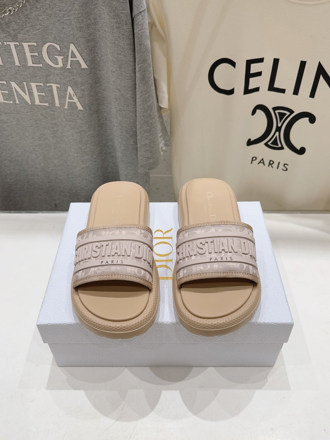 High-quality Dior F019 2026 SS Summer New Thick-soled Beach Sandals