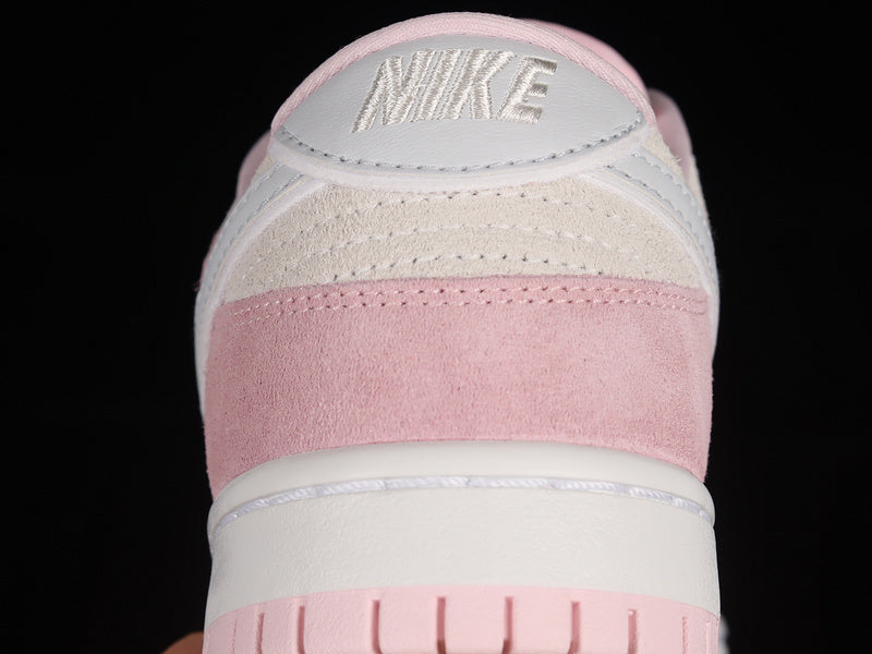 【330】[DV3054-600]-[SB DUNK LOW PINK FOAM/PURE PLATINUM/PHANTOM]-[WOMAN:36-40]