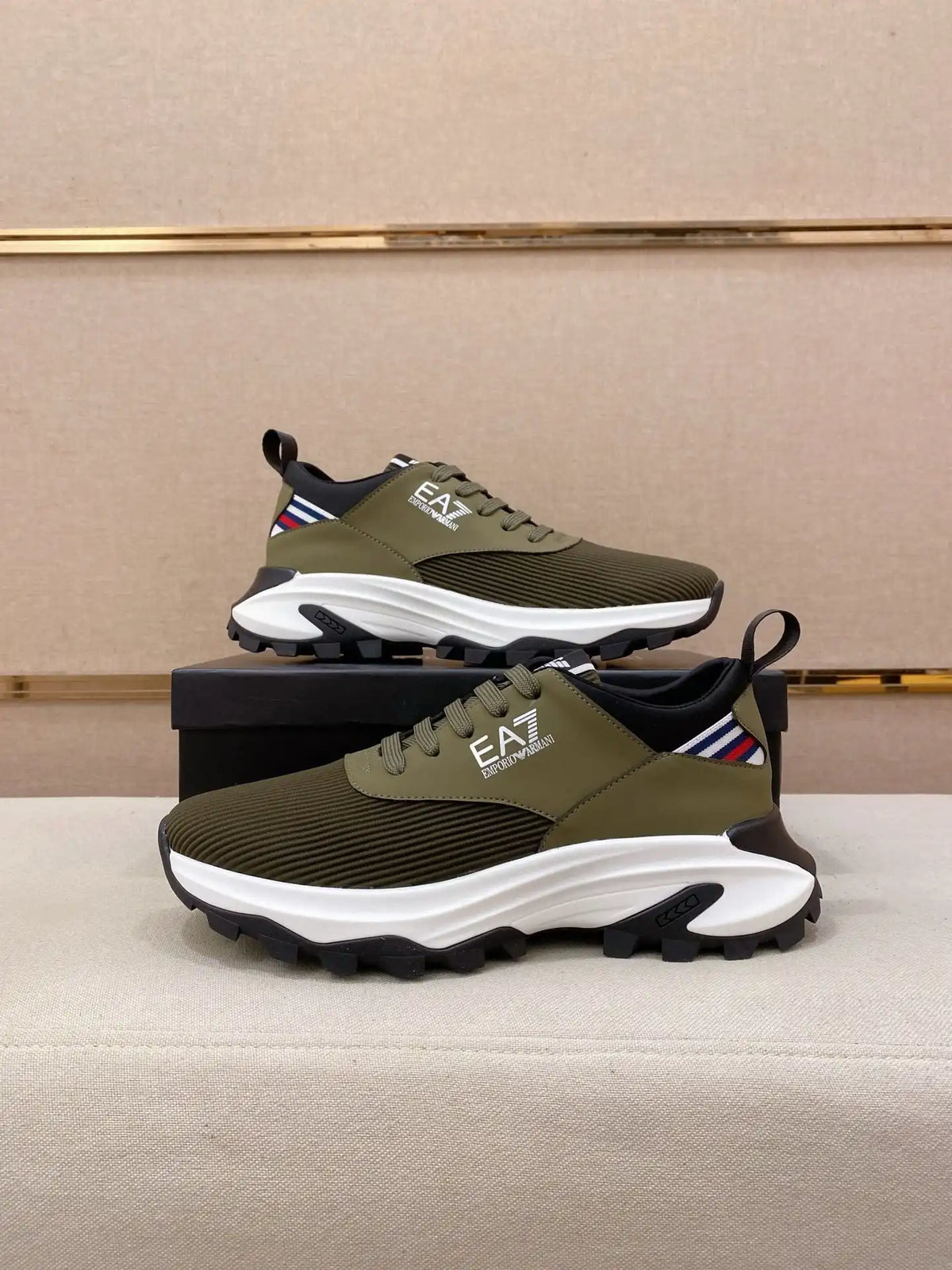 Armani* Men's Code: 0911B60 Size: 38-44 (45 customized)