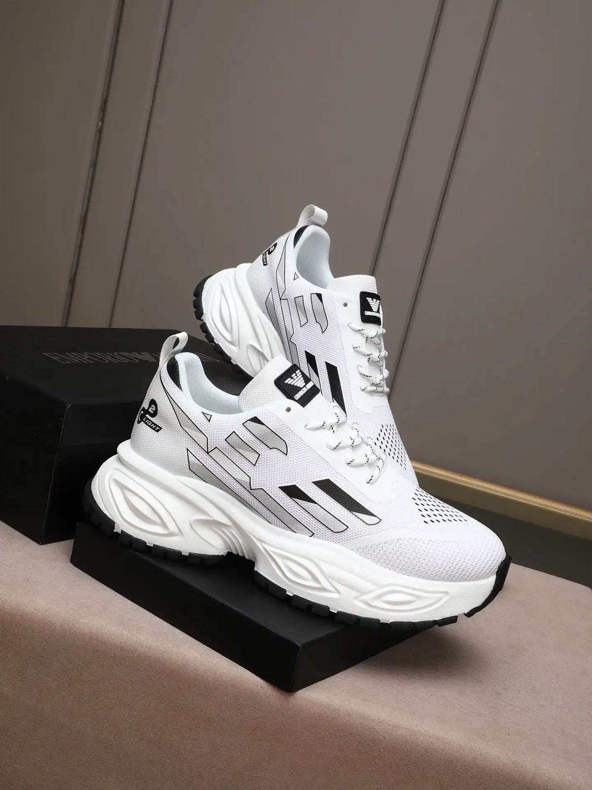 Armani* Men's Code: 09B60 Size: 38-44 (45 customized products without return)