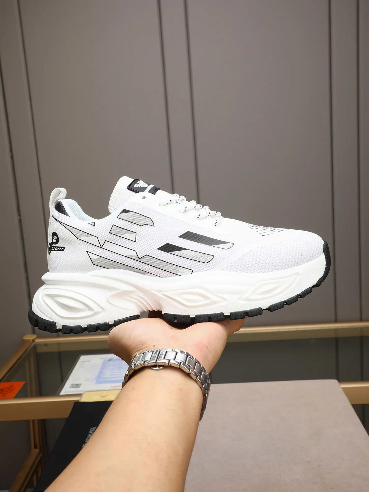 Armani* Men's Code: 09B60 Size: 38-44 (45 customized products without return)