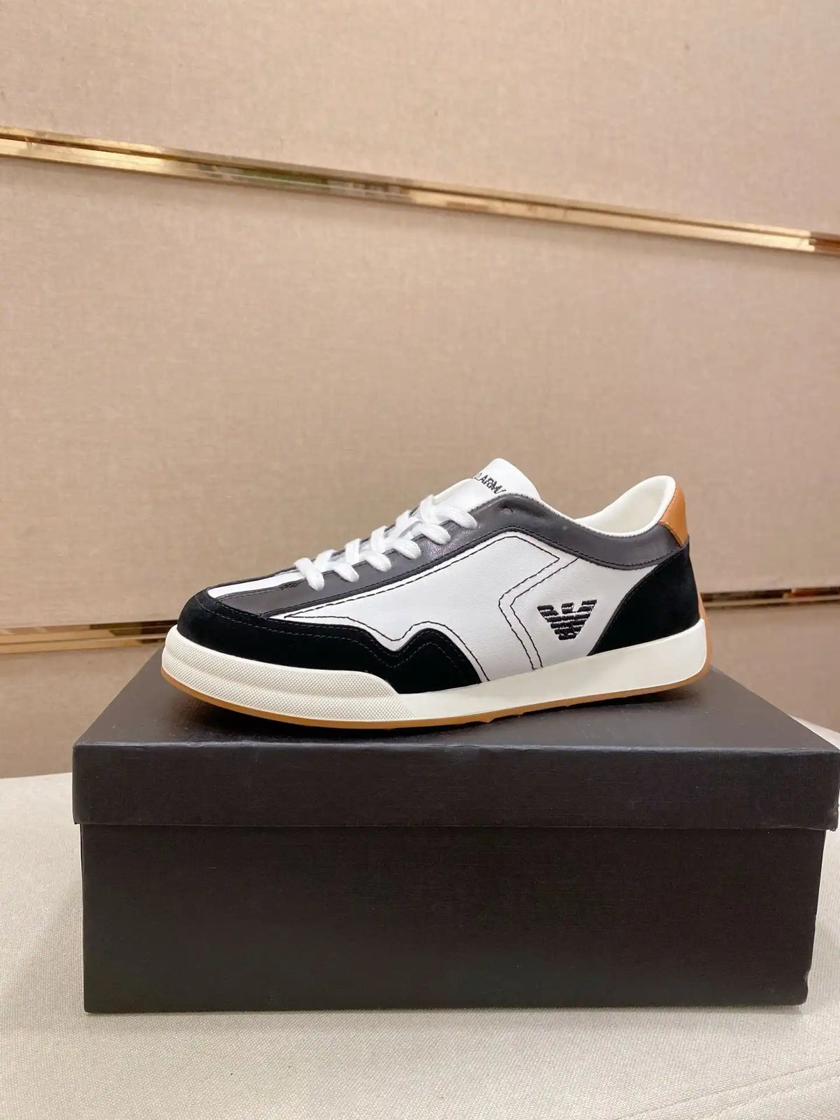 Armani* Men's Code: 0905B60 Size: 38-44
