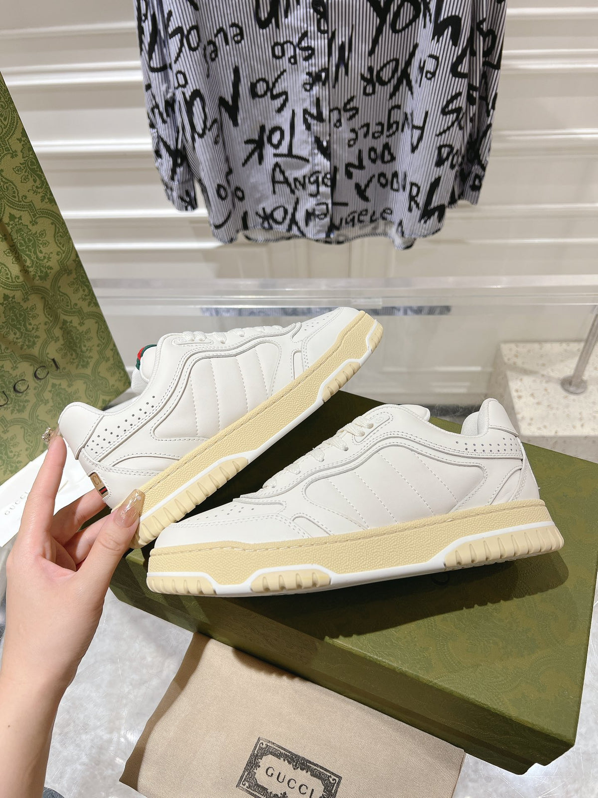 New Gucci retro distressed sneakers, white sneakers, 23ss latest hot seller