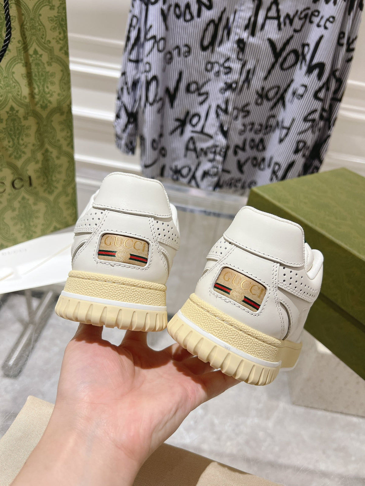 New Gucci retro distressed sneakers, white sneakers, 23ss latest hot seller
