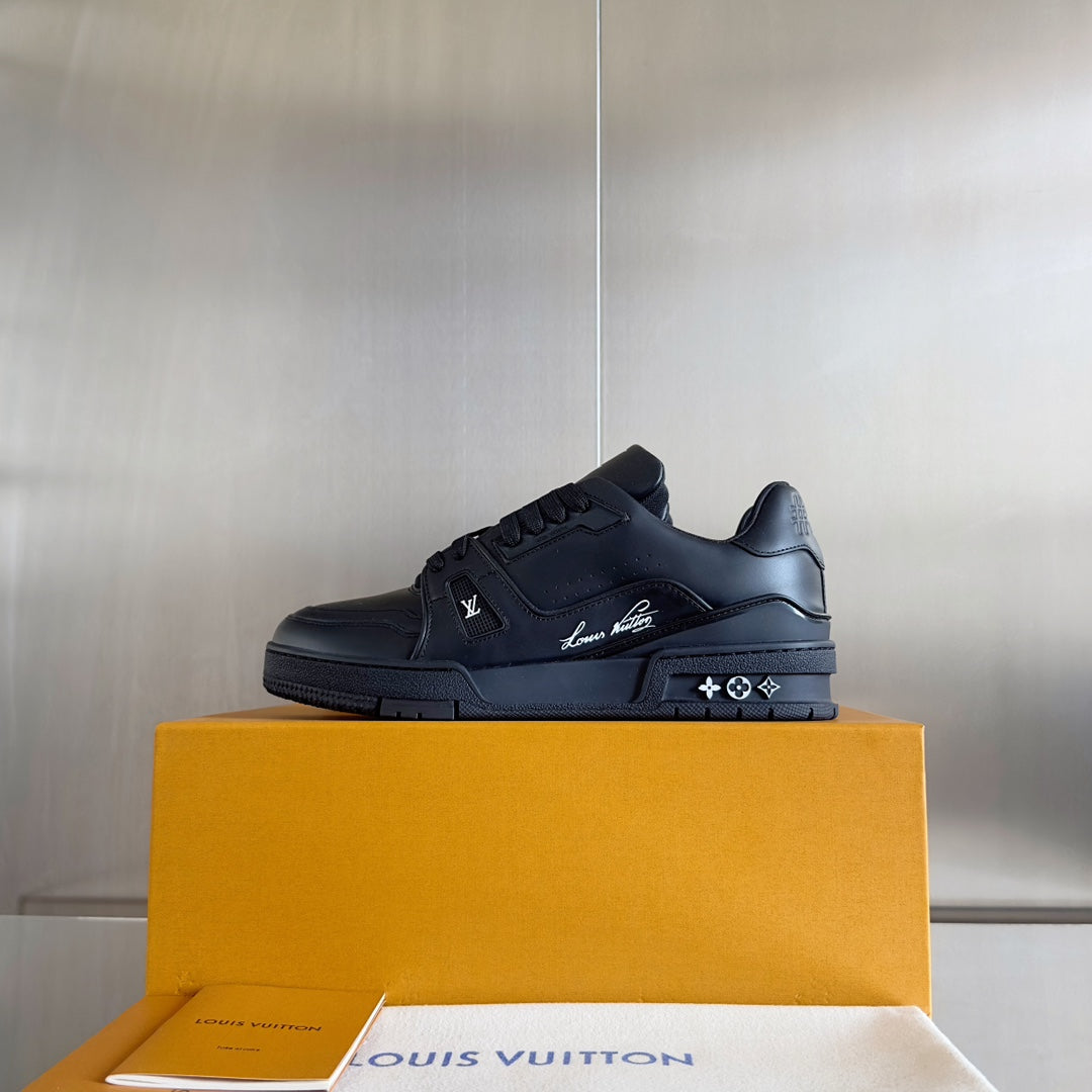 Louis Vuitton LV Trainer Casual Sneakers