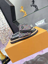 Takashi Murakami's LV series couple's sandals